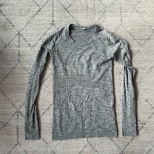 Size 6 like new lululemon swiftly tech long sleeve grey